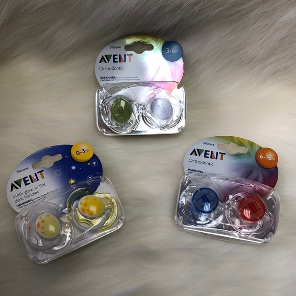avent Other - A set of 3 boxed pacifiers